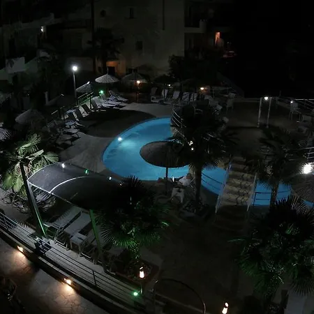 Niko Paradise Otel *