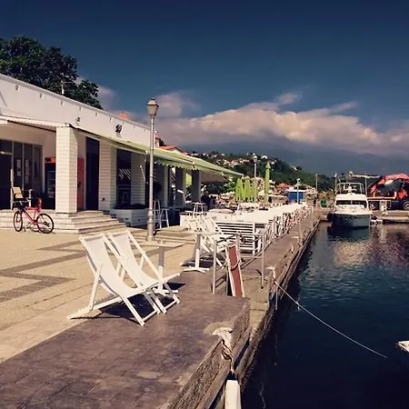 Hotel Niko Paradise *