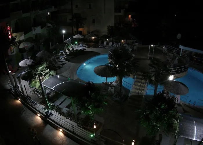 Niko Paradise Hotel *